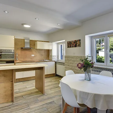 200 Meter Zum Mit Salzwasserpool, Grill, Sonnenterrasse Apartament